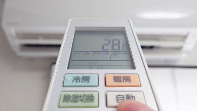 太陽光パネルの遮熱効果で光熱費を節約できる？